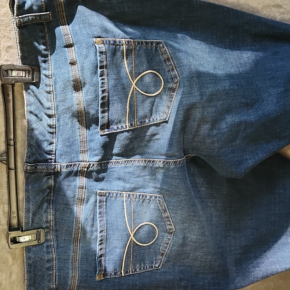 Women's EST. 1946 Denim Hi-rise Blue Jeans. Size 22W - Picture 6 of 8